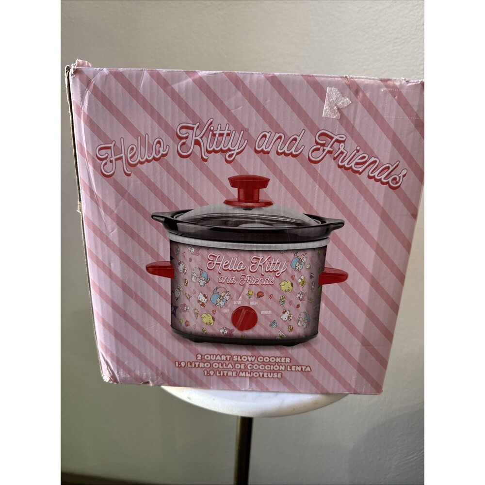 Hello Kitty and Friends Crock Pot 2-Quart Slow Cooker (NEW IN BOX)